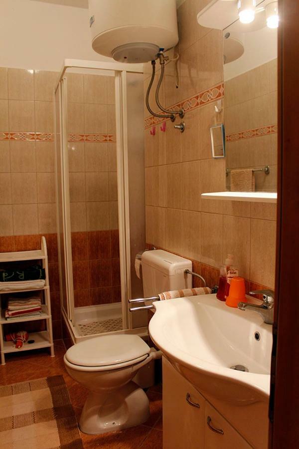 Apartmani Zeljko メタイナ エクステリア 写真