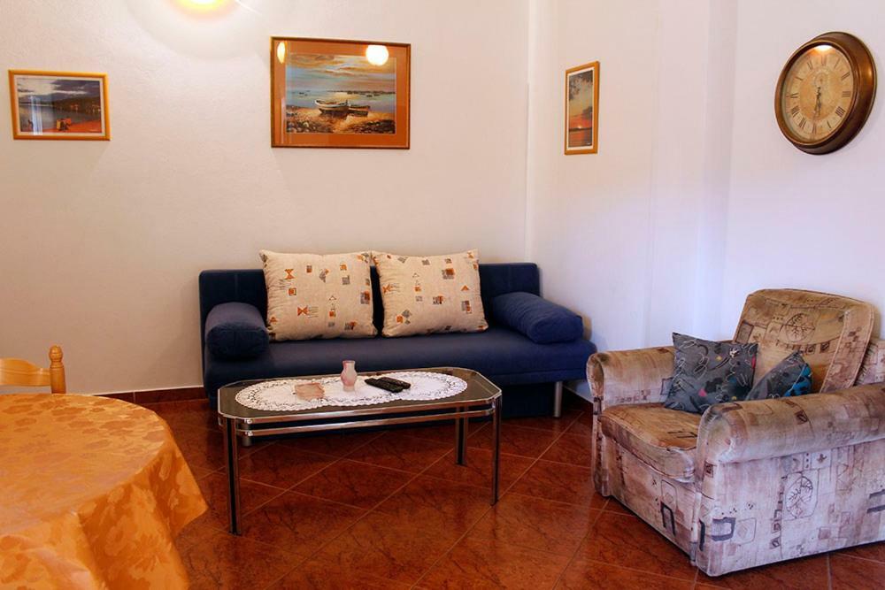 Apartmani Zeljko メタイナ エクステリア 写真