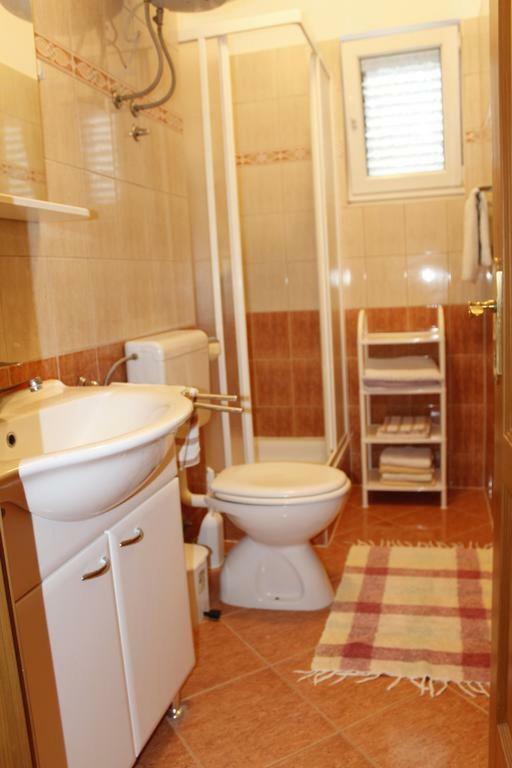 Apartmani Zeljko メタイナ エクステリア 写真