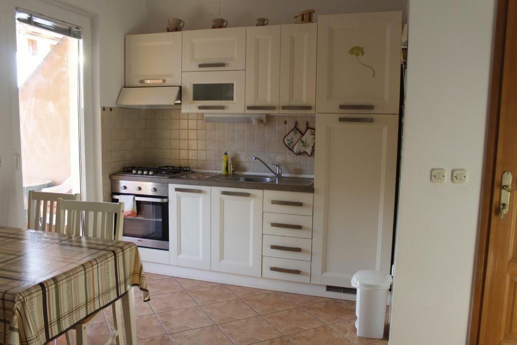 Apartmani Zeljko メタイナ エクステリア 写真